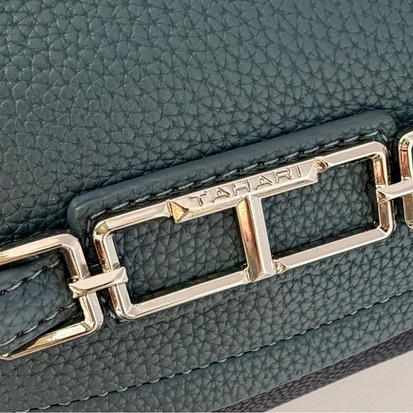 TAHARI NEW Tahari Robbie Triple Compartment bag - Picture 7 of 7